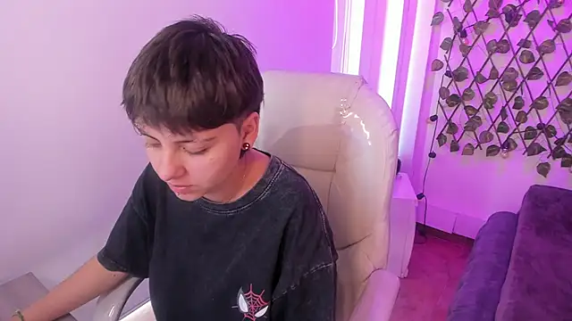 Nathaly ds online show from February 2026 07:36:02 PM