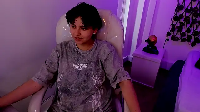 Nathaly ds online show from February 2026 07:21:02 PM