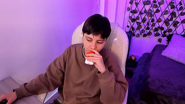 Nathaly ds online show from March 2026 08:00:02 PM