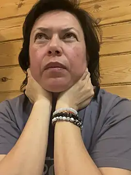 Kiravix online show from February 2026 09:22:01 PM