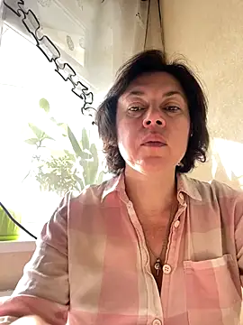 Kiravix online show from October 2025 06:47:01 AM