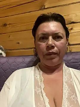 Kiravix online show from March 2026 07:30:02 PM