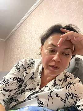 Kiravix online show from October 2025 05:47:02 PM