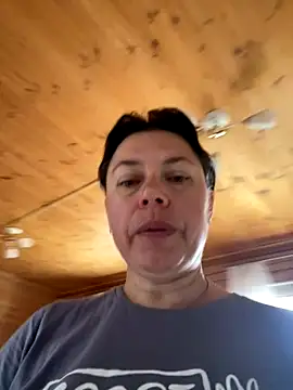 Kiravix online show from September 2025 05:52:02 AM
