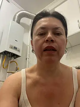 Kiravix online show from April 2026 08:48:02 PM