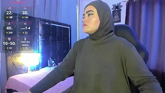 MarianFadel online show from November 2025 12:48:02 PM