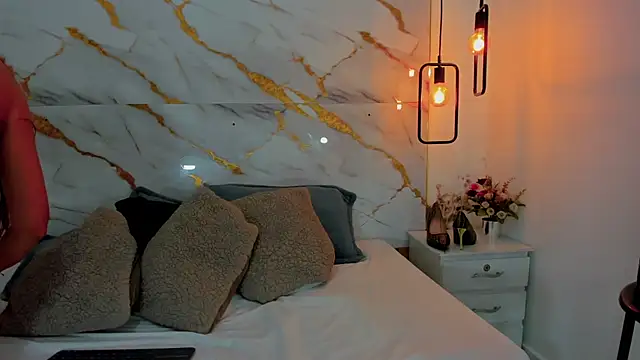 dakota roussee online show from November 2025 05:24:01 PM