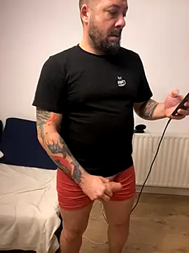 DavidMaros online show from November 2025 05:40:02 AM