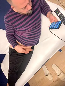 DavidMaros online show from November 2025 06:58:01 AM