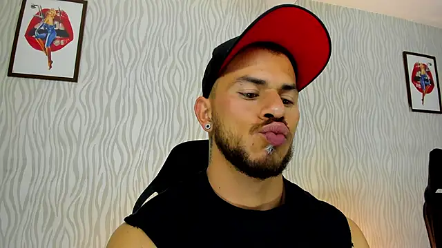 dylan jacobx online show from November 2025 01:01:02 AM