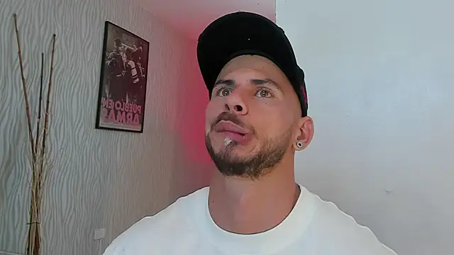 dylan jacobx online show from June 2026 06:03:02 PM