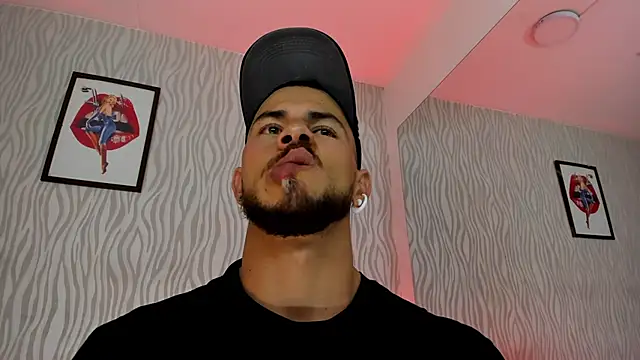 dylan jacobx online show from November 2025 03:32:02 AM