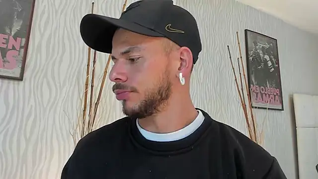 dylan jacobx online show from June 2026 03:05:02 AM