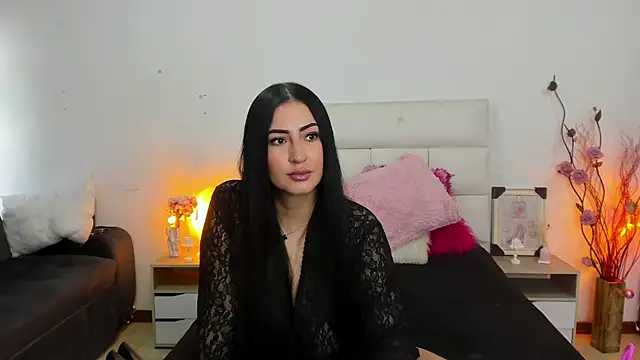 hannahdvil1 online show from September 2025 12:16:02 PM