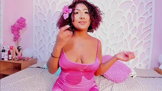 Snapshot of Emmadancer chatting on September 2025 08:35:02 PM Emmadancer online show from September 2025 08:35:02 PM