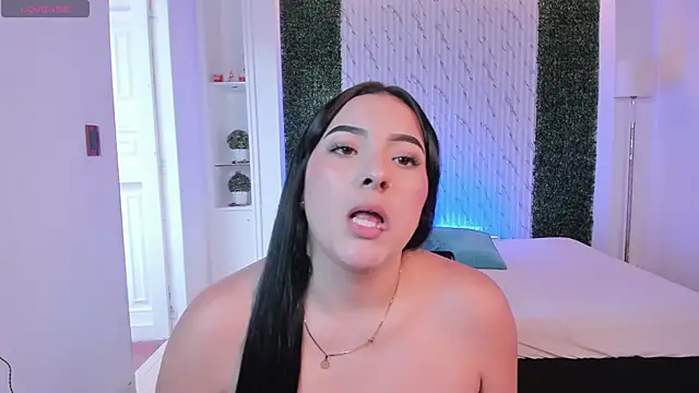 sofiacaramel online show from November 2025 04:18:02 PM