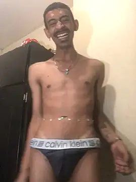 Snapshot of Bruno_Hallss chatting on November 2025 12:47:02 AM Bruno Hallss online show from November 2025 12:47:02 AM