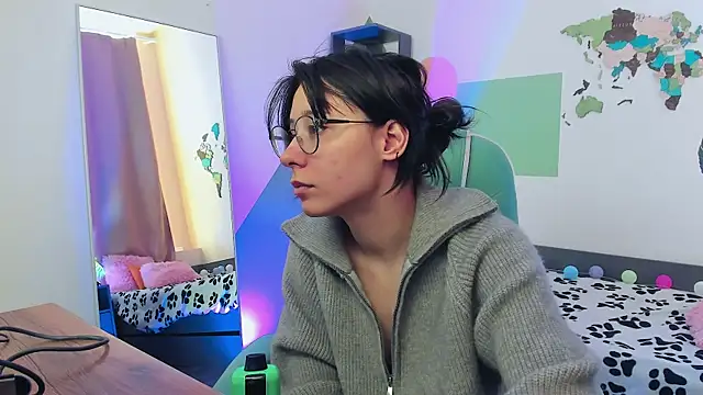 meomeee online show from October 2025 11:34:02 AM