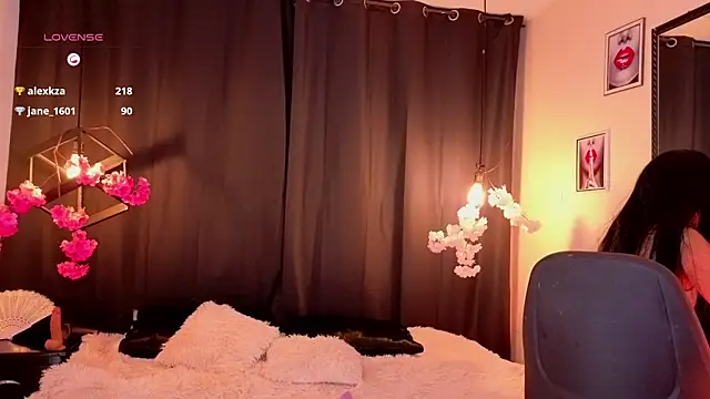 Snapshot of antonellastar24_ chatting on October 2025 08:57:02 AM antonellastar24 online show from October 2025 08:57:02 AM