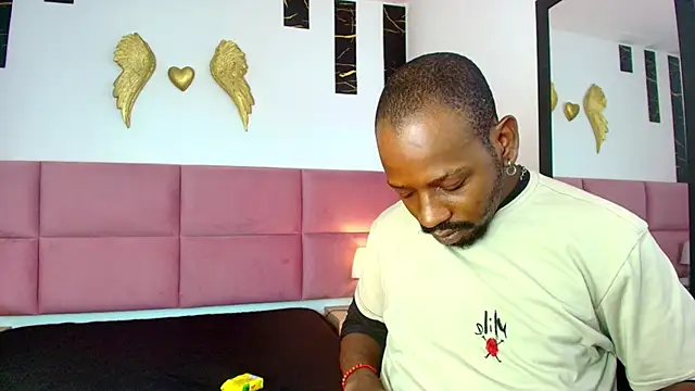 muller asher online show from October 2025 08:30:02 PM