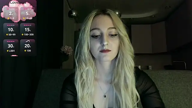Snapshot of white_liillyy chatting on September 2025 10:21:02 PM white liillyy online show from September 2025 10:21:02 PM