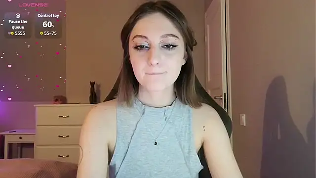 white liillyy online show from June 2026 08:41:01 PM