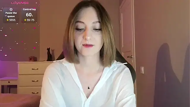 white liillyy online show from June 2026 08:40:02 PM