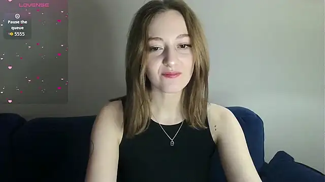 white liillyy online show from February 2026 07:24:01 PM