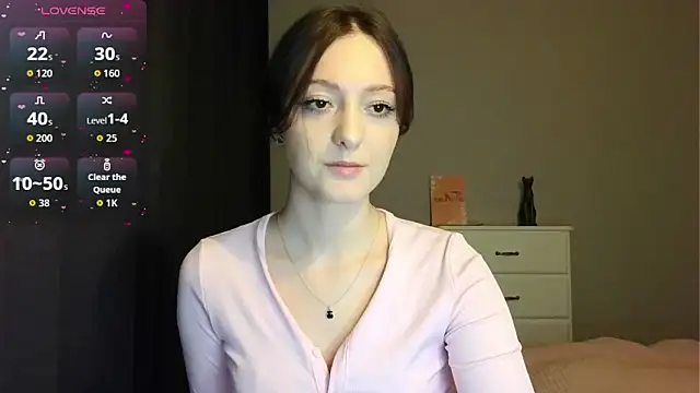 white liillyy online show from April 2026 09:54:01 PM