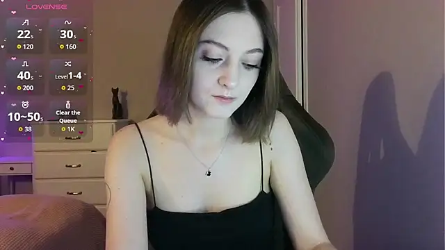 white liillyy online show from June 2026 09:53:02 PM