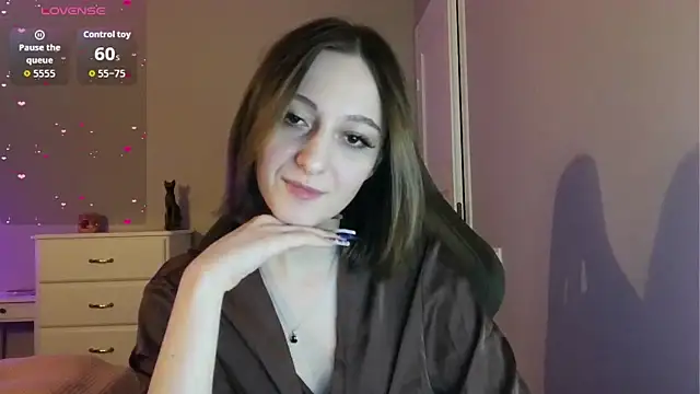 Snapshot of white_liillyy chatting on May 2026 09:24:01 PM white liillyy online show from May 2026 09:24:01 PM