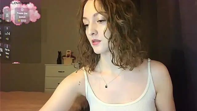 white liillyy online show from December 2025 10:56:01 PM