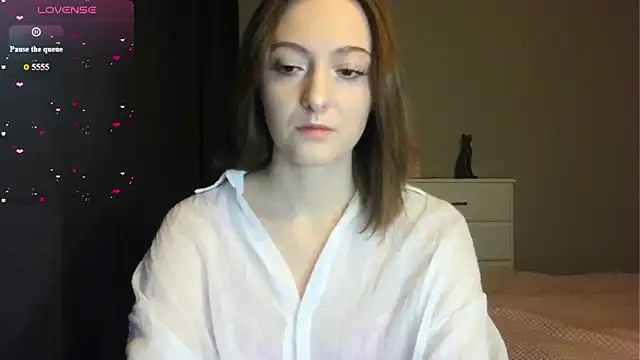 white liillyy online show from March 2026 09:03:01 PM