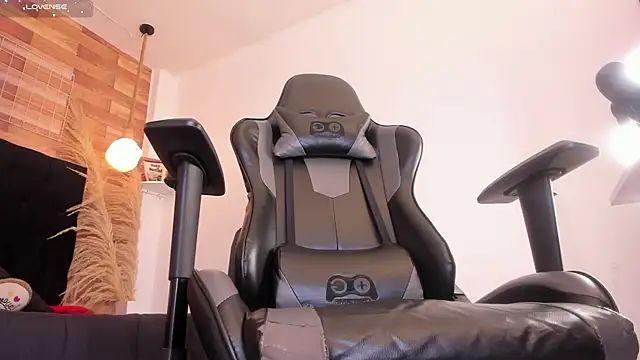 Emily brown04 online show from December 2025 11:16:02 AM