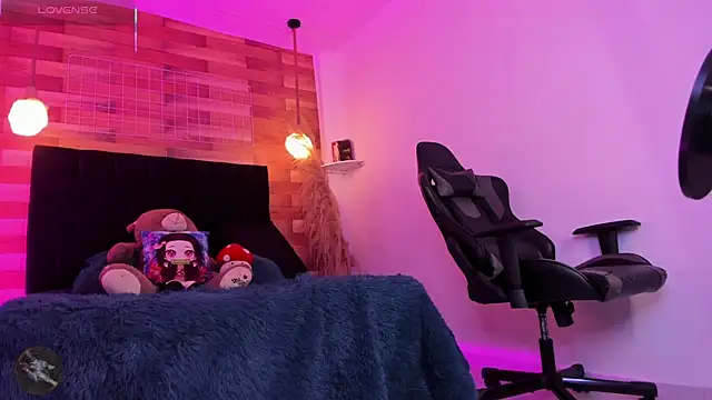 Emily brown04 online show from March 2026 02:06:01 PM