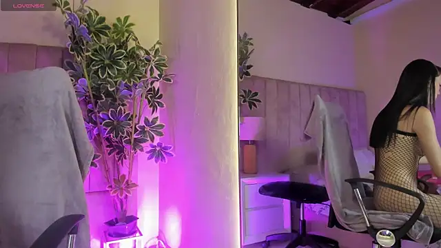 Mia mtnz02 online show from April 2026 12:12:02 AM