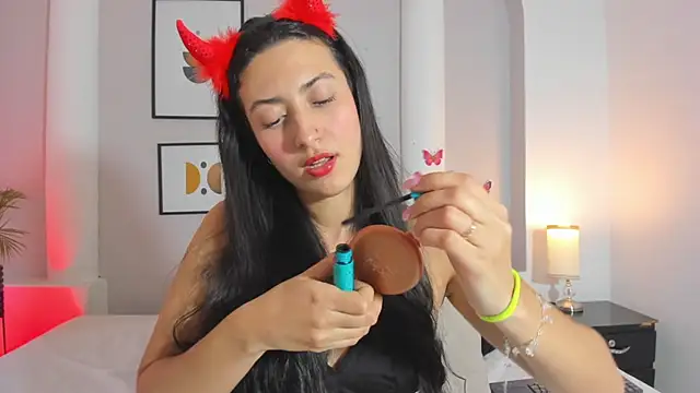 victoria flores1 online show from October 2025 11:01:02 PM