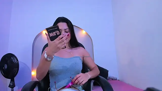 victoria flores1 online show from March 2026 09:03:01 PM