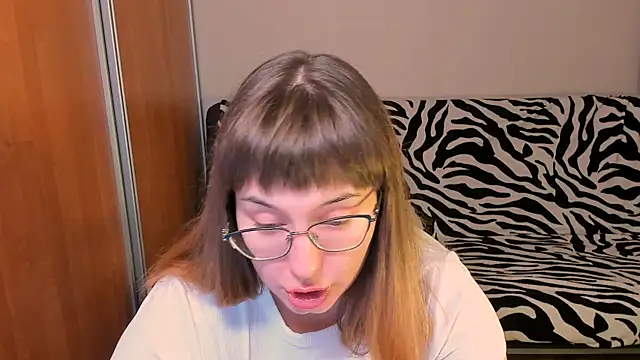 just fucked777 online show from February 2026 09:44:01 PM