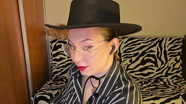 just fucked777 online show from June 2026 07:08:02 PM