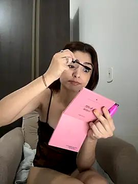 MarianaNinfa online show from October 2025 02:13:02 AM