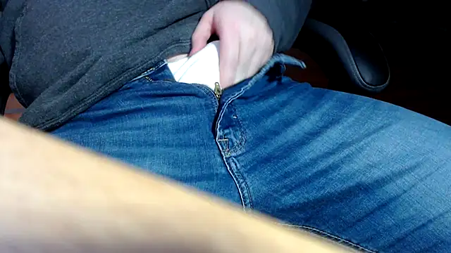 whitewagonsuck online show from April 2026 12:39:01 AM