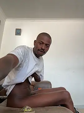 Snapshot of AllDayBbC chatting on December 2025 12:48:02 PM AllDayBbC online show from December 2025 12:48:02 PM