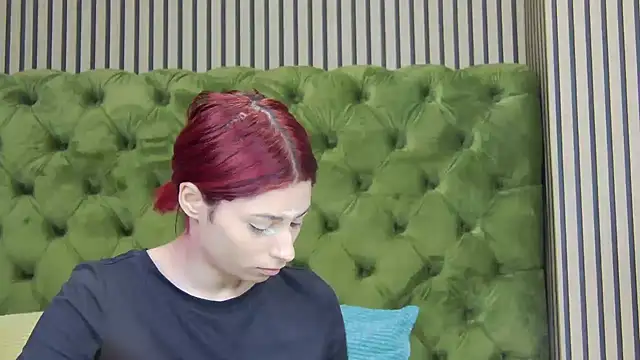 Snapshot of LunaHart chatting on February 2026 09:55:02 AM LunaHart online show from February 2026 09:55:02 AM