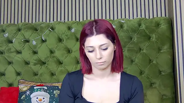 Snapshot of LunaHart chatting on December 2025 03:26:01 PM LunaHart online show from December 2025 03:26:01 PM