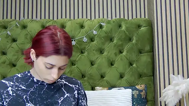 Snapshot of LunaHart chatting on January 2026 06:22:01 PM LunaHart online show from January 2026 06:22:01 PM