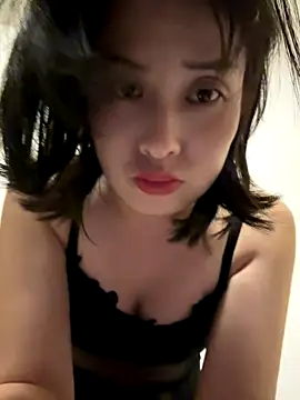 Snapshot of Freda-baby chatting on November 2025 03:50:02 PM Freda-baby online show from November 2025 03:50:02 PM