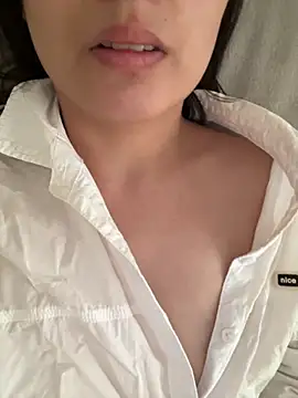 Freda-baby online show from November 2025 12:32:02 AM