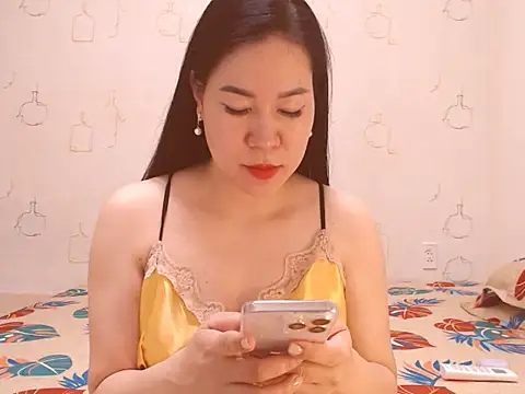 Snapshot of Cherry__99 chatting on February 2026 11:37:02 AM Cherry 99 online show from February 2026 11:37:02 AM