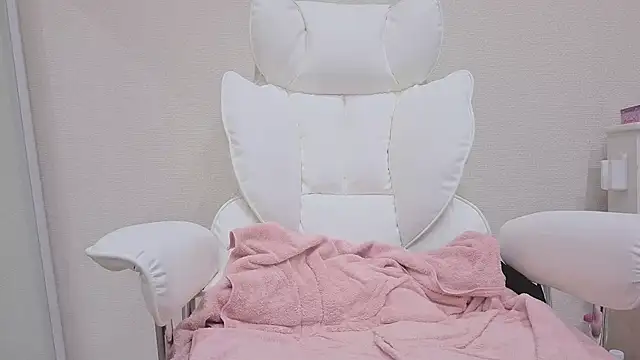 miho-ch online show from February 2026 01:00:01 PM